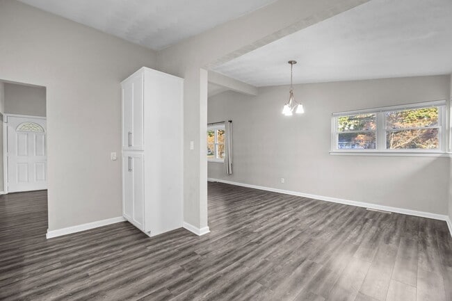 Building Photo - Now Available for Rent in Norfolk!