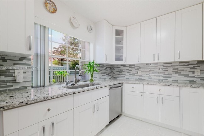 Building Photo - 1482 Springside Dr