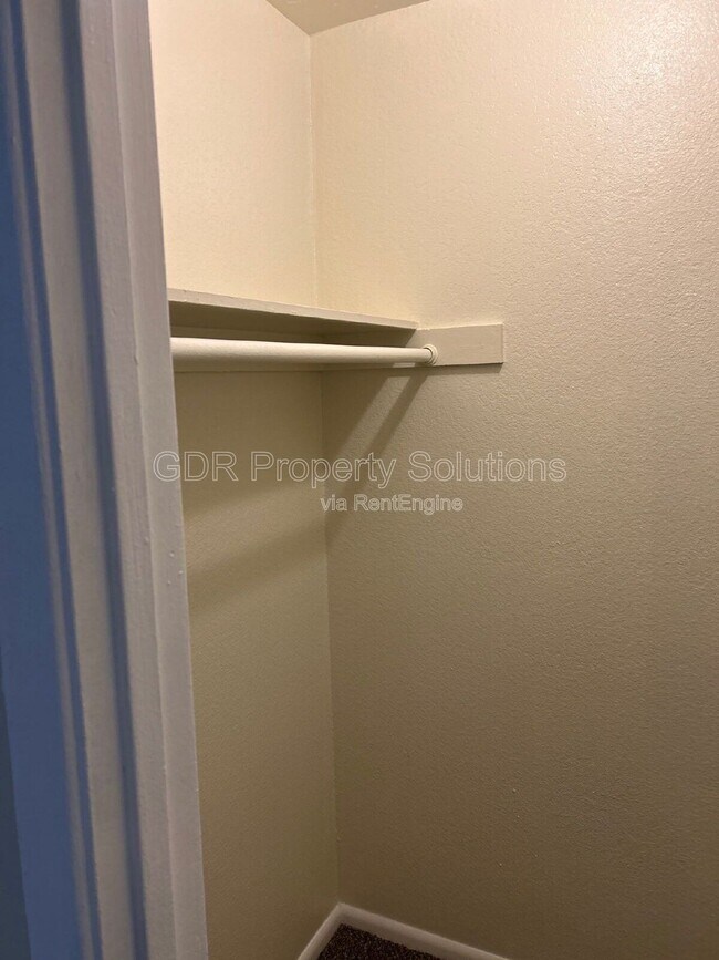 Building Photo - 401 14th St NW