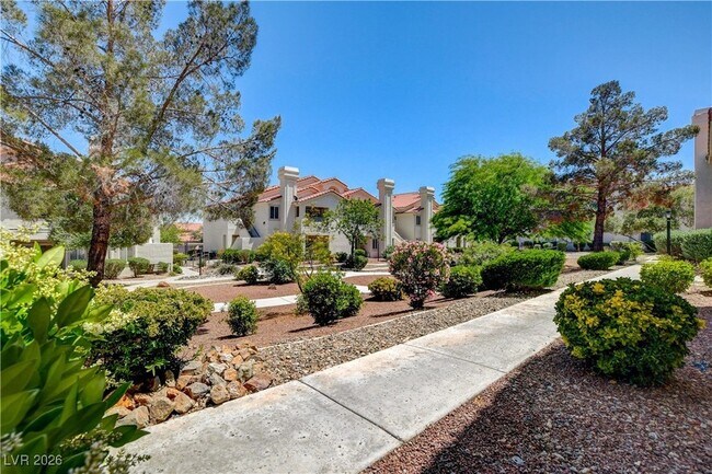 Building Photo - 760 Hunters Creek Ln