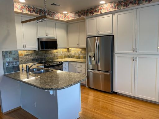 Building Photo - Stunning Almaden Valley Executive Townhome