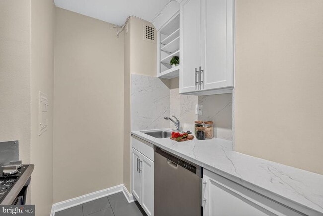 Building Photo - 1545 18th St NW