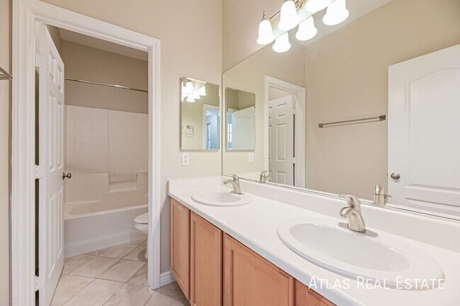 Building Photo - 4009 Bella Palermo Way