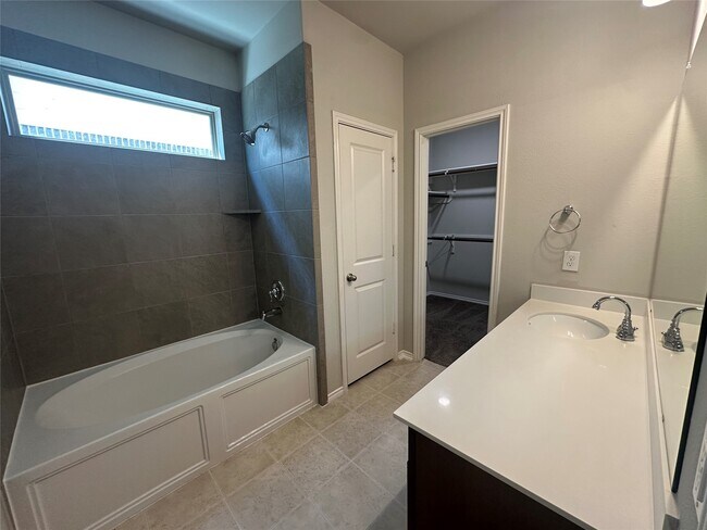 Building Photo - 26718 Hypatia Trace