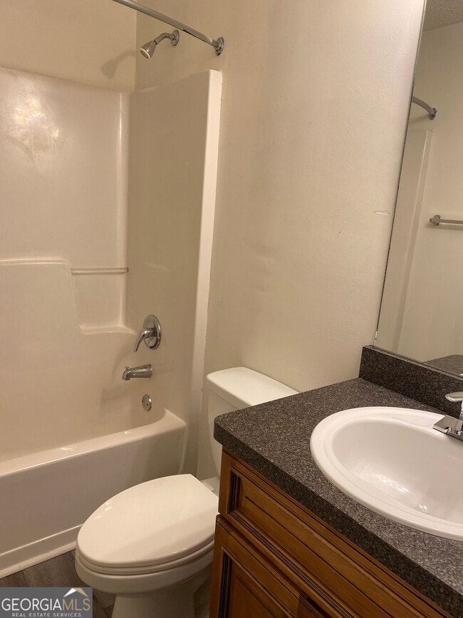 Building Photo - 434 WI Pkwy