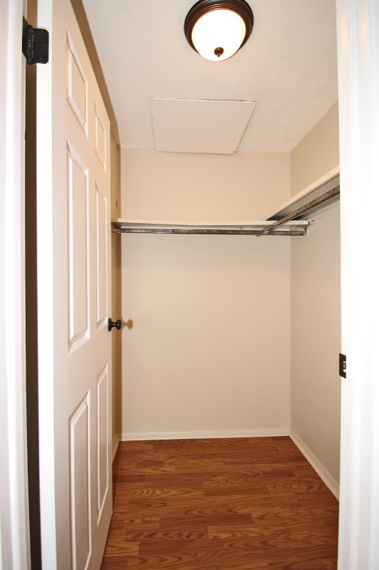 Building Photo - 100 Grouse Ct