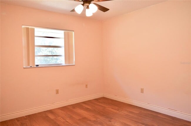 Building Photo - 308 N Salisbury Ave