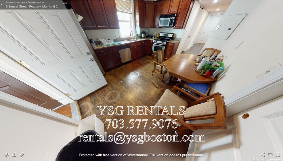 Building Photo - 9 Sunset St