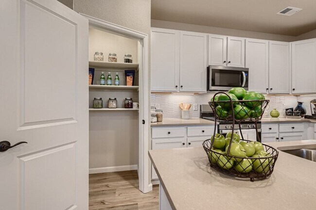 Building Photo - Embrace urban living in Highlands Ranch, CO with a new home at Verona.