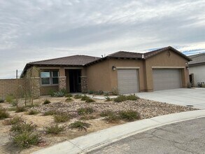 Building Photo - 40082 Catania Ct