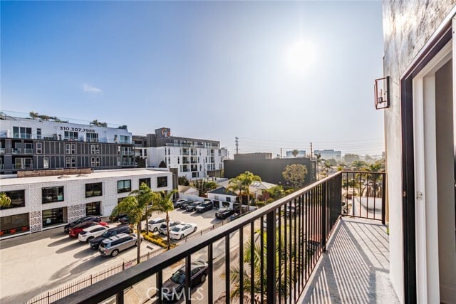 Building Photo - 13461 Beach Ave