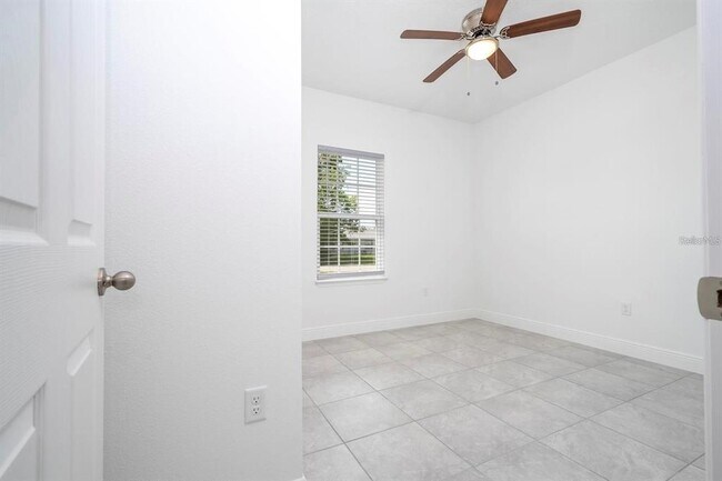 Building Photo - 16919 SW 37th Terrace Rd