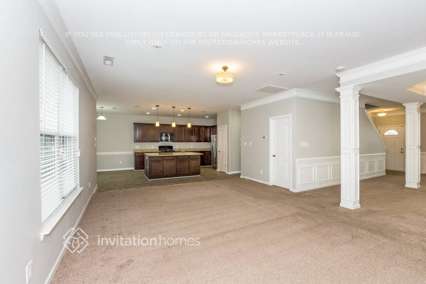 Building Photo - 2874 Chari Park Ln