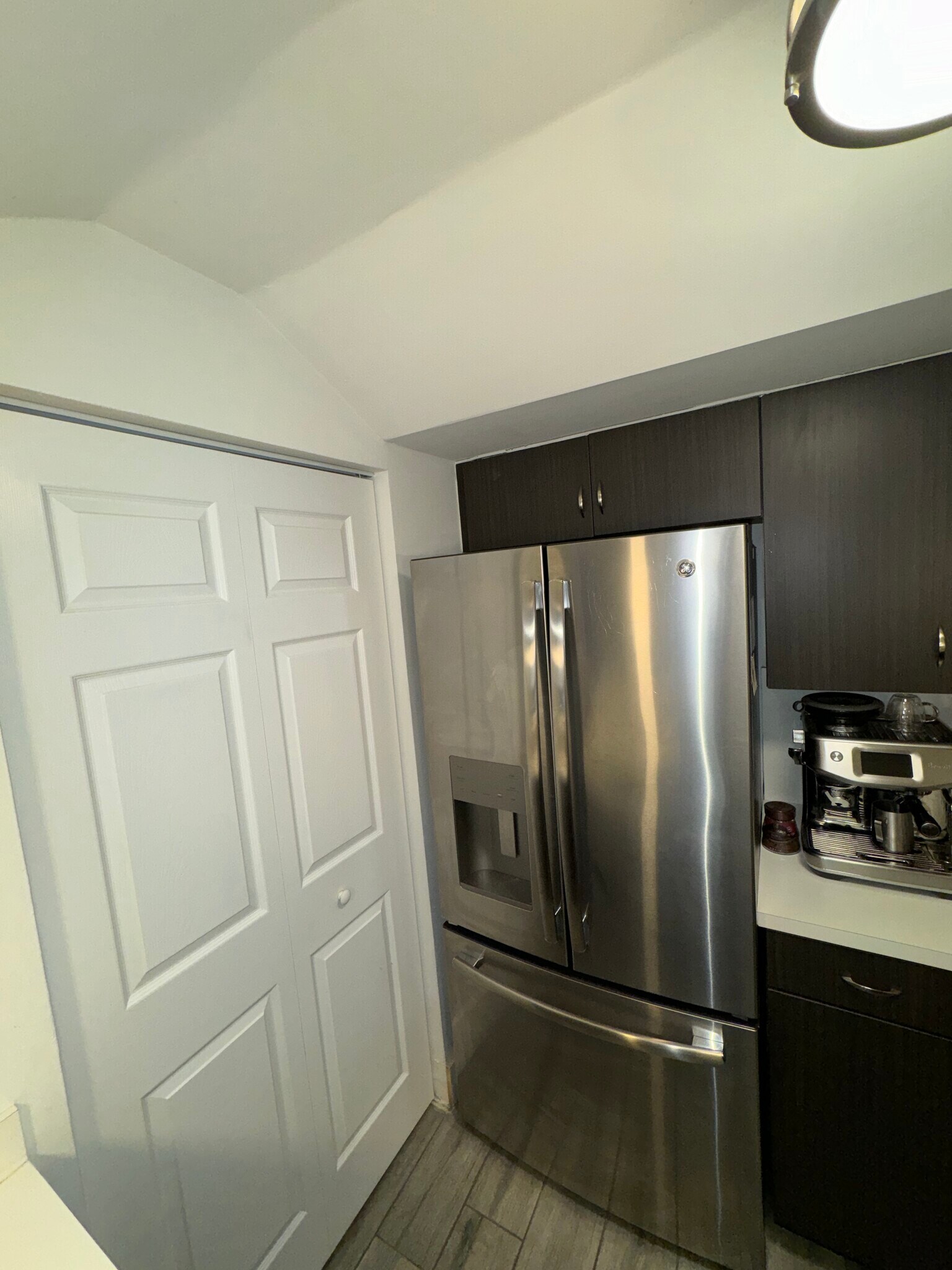 Building Photo - 1250 NW 122nd Ter