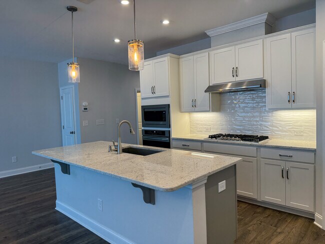 Building Photo - 2202 Rooster Spur Ct