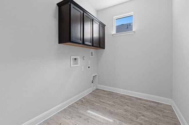 Building Photo - 9213 Margaret Jewel Ln