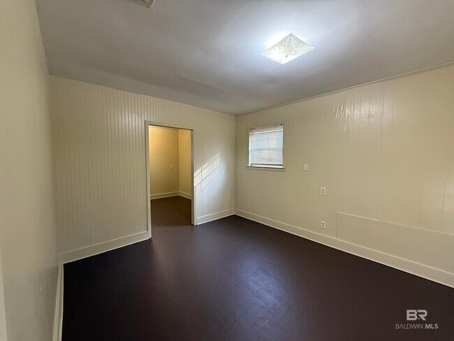 Building Photo - 2505 Pollard Rd