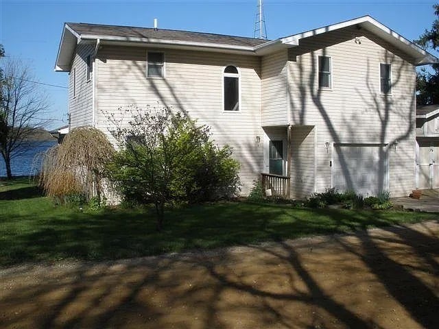 Building Photo - 51156 Maple Rd