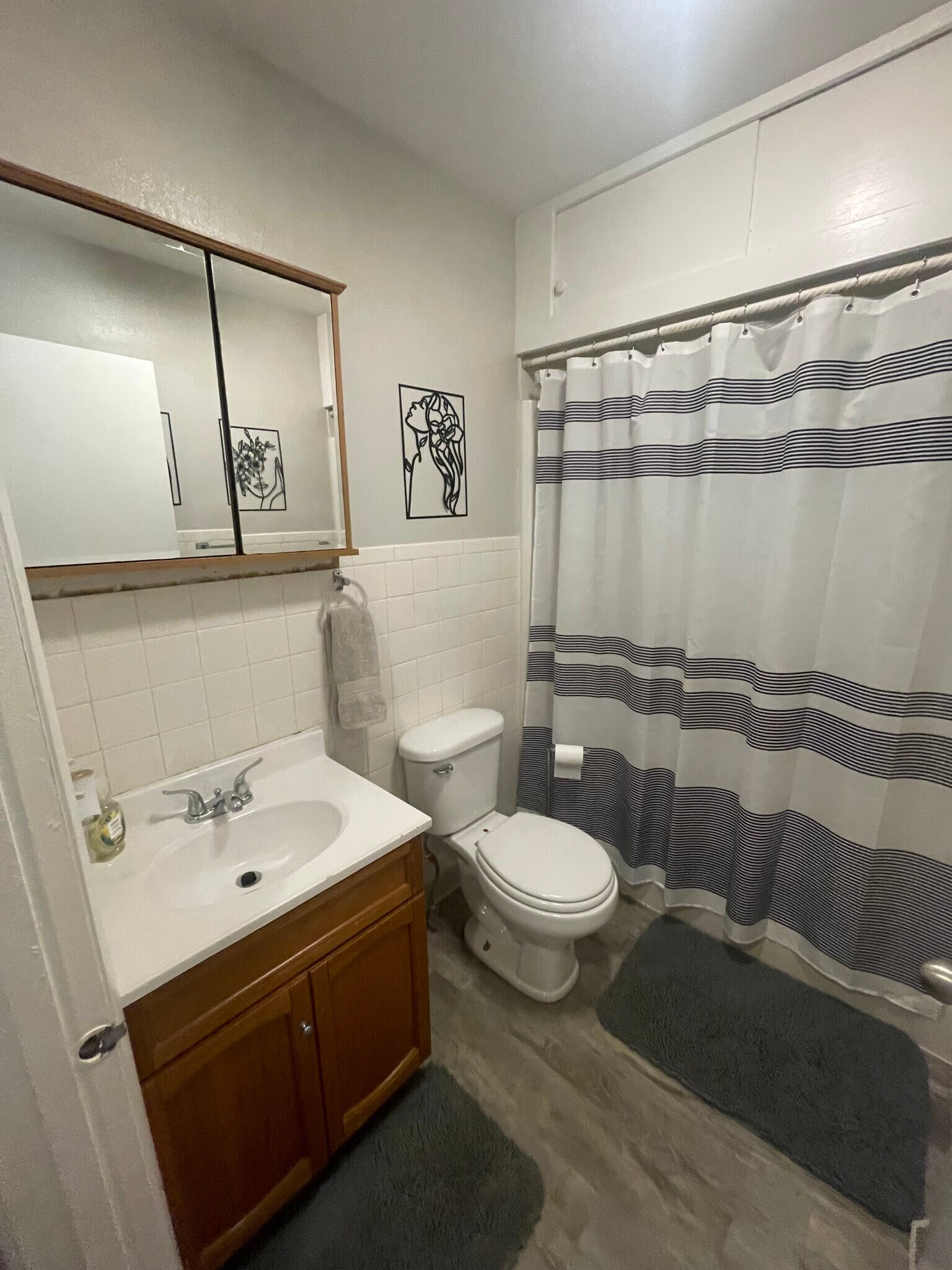 Building Photo - 1024 N Jefferson St