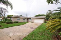 Building Photo - 3900 Lejune Ave