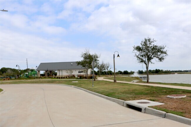 Building Photo - 1606 Cedar Pointe Ct