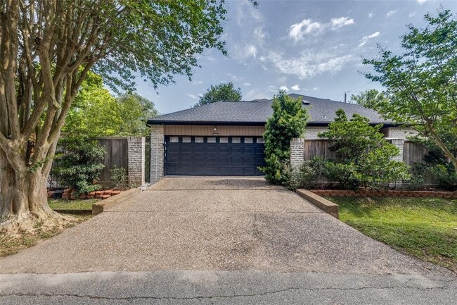 Building Photo - 14132 Bluebird Ln