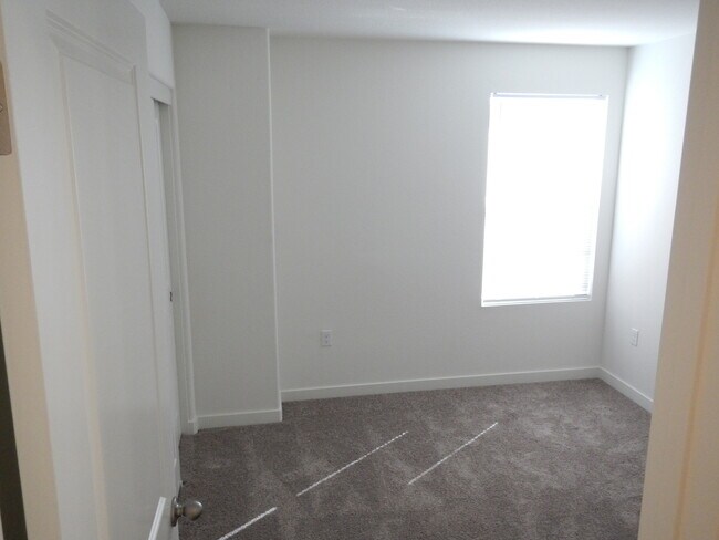 Building Photo - 3613 Misty Lk Dr