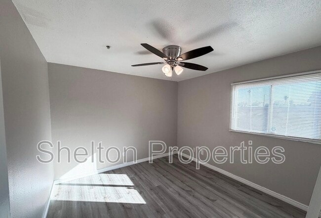 Building Photo - 6301 W Earll Dr