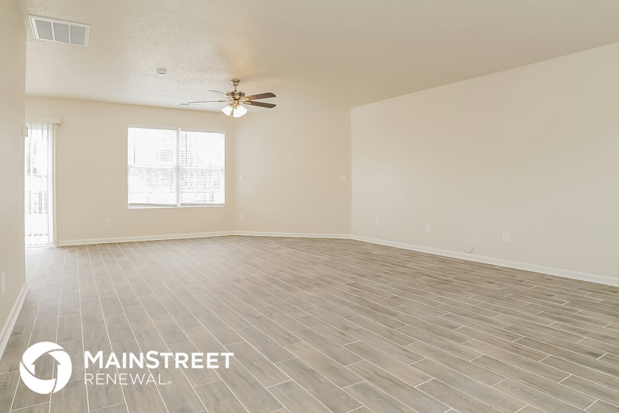 Building Photo - 2304 Lannigan Dr