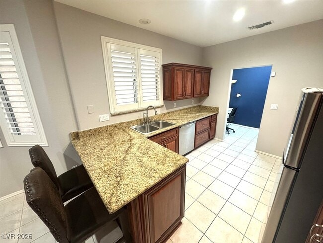 Building Photo - 2008 Bellview St