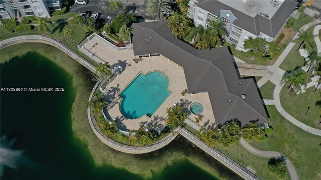 Building Photo - 8500 SW 212th St