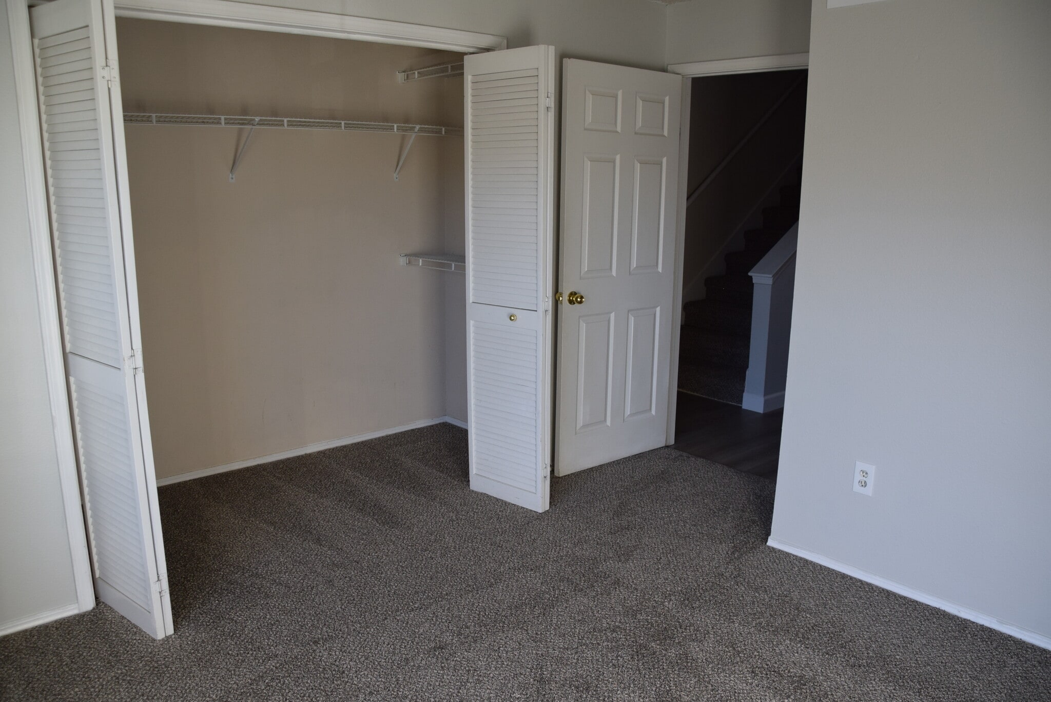 Building Photo - 1935 Piper St