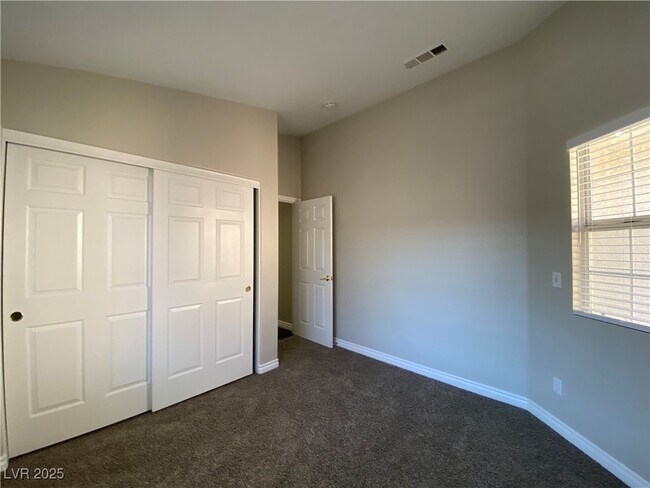 Building Photo - 9712 Panorama Cliff Dr