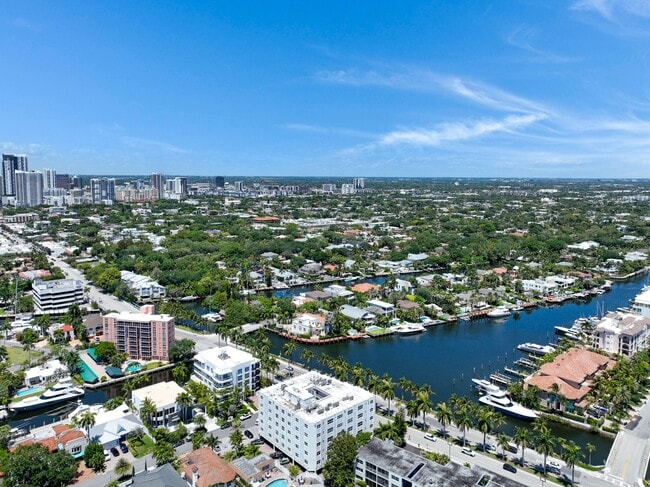 Building Photo - 1770 E Las Olas Blvd
