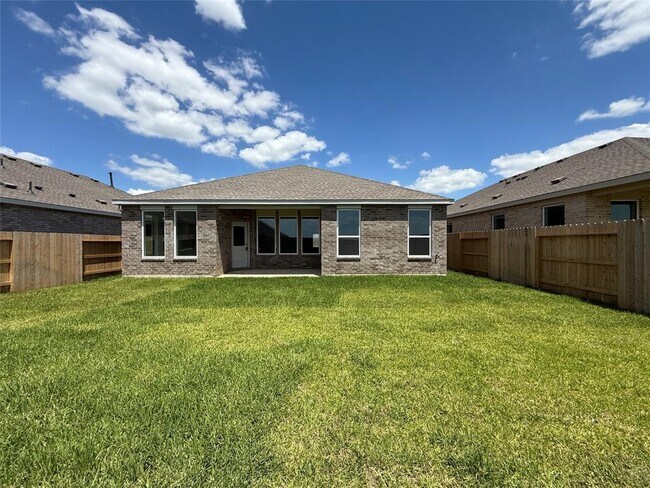 Building Photo - 16535 Mesquite Fld Dr
