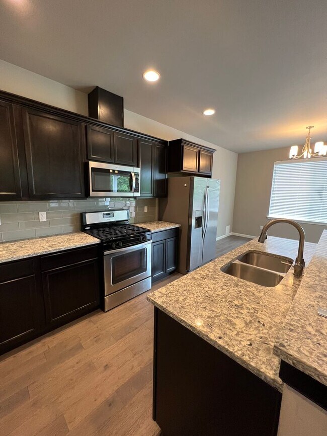 Building Photo - Quiet Luxury in a Forested Cul de Sac with...