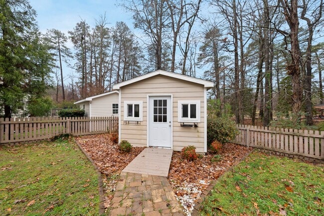 Building Photo - 9429 Shallcross Way