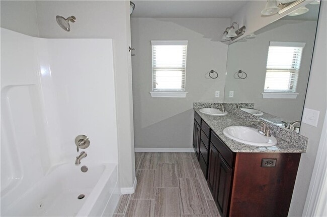 Building Photo - 310 Sullivans Wy