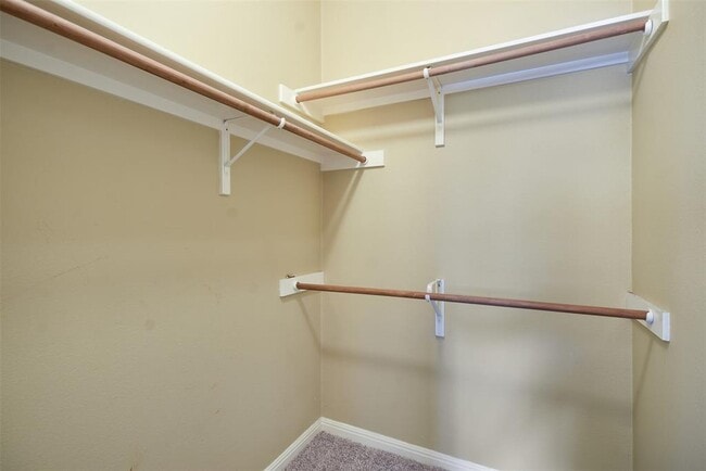 Building Photo - 8518 Cahill Dr