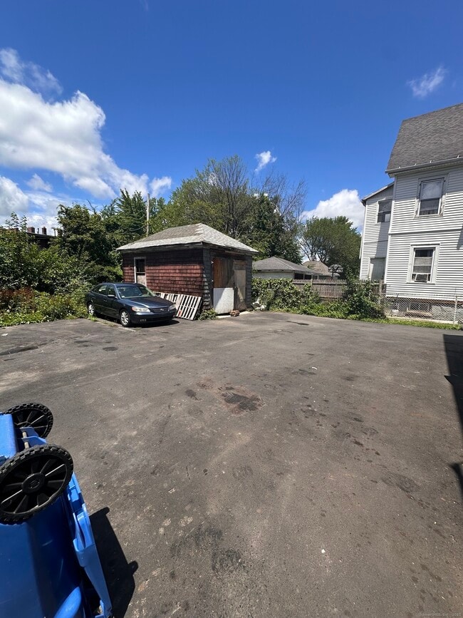 Building Photo - 19 Oakland Terrace