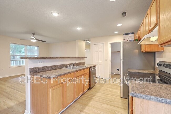 Building Photo - 1474 Brownswood Rd