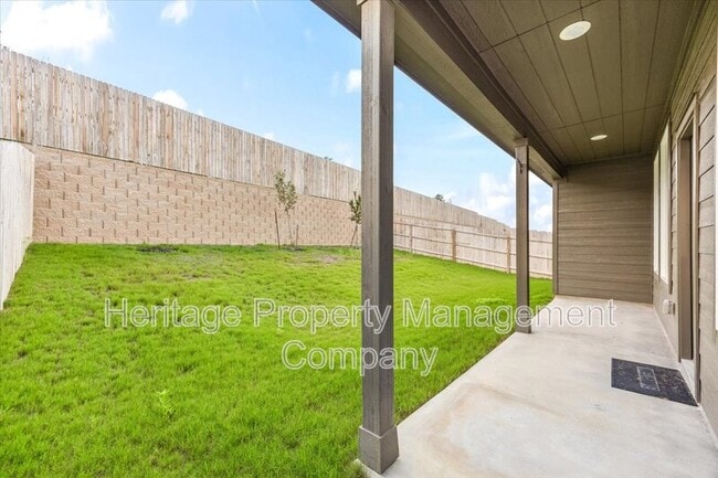 Building Photo - 4044 Rock Ml Dm