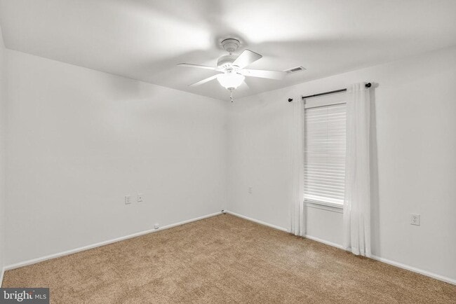 Building Photo - 6 Moneta Ct