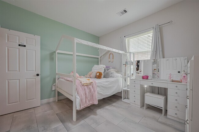 Building Photo - 4227 Lodge Ranch Ct