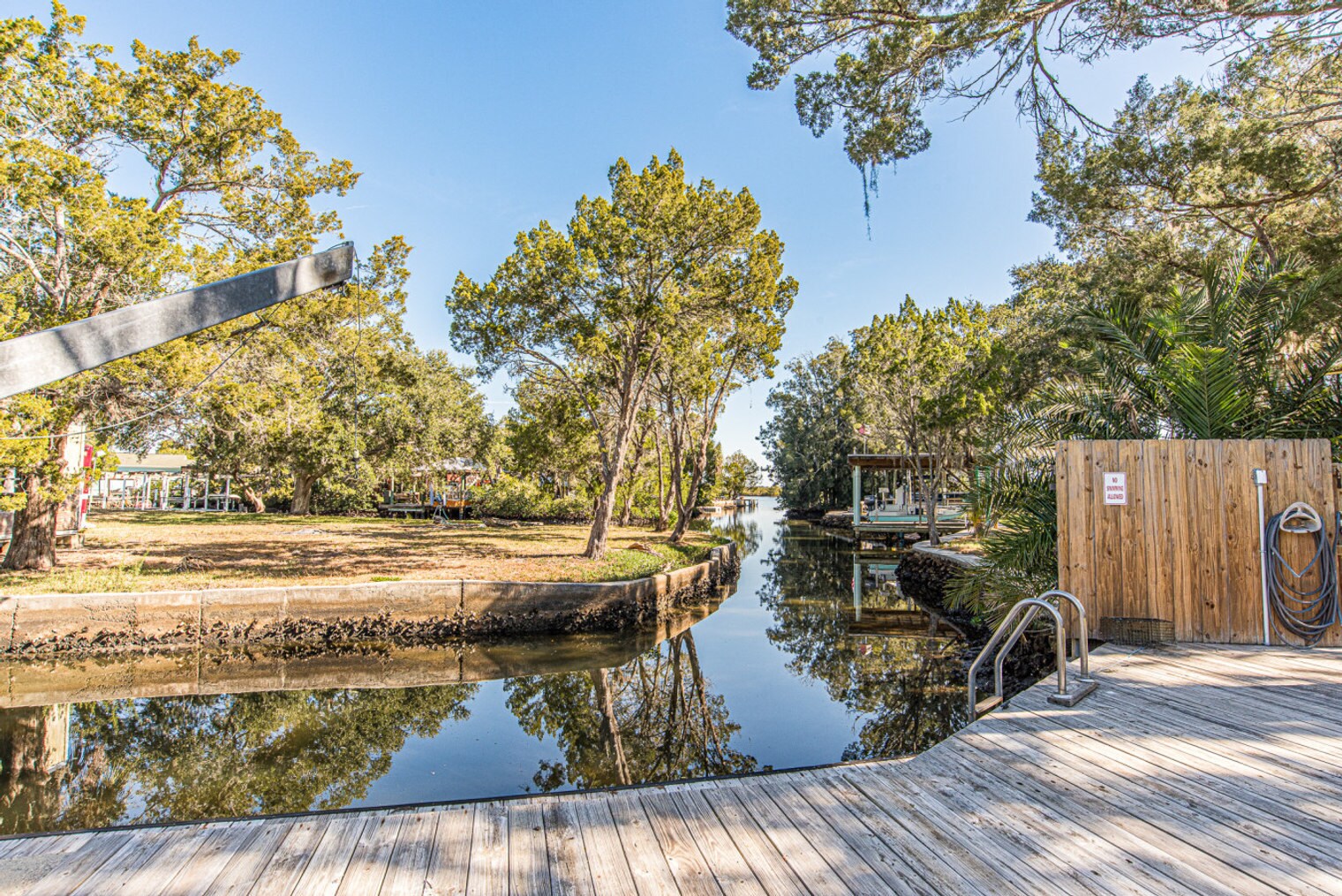 Building Photo - 2247 S Waterman Dr