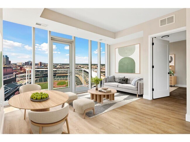 Primary Photo - 360 N 5th St