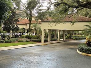 Building Photo - 9431 Live Oak Pl