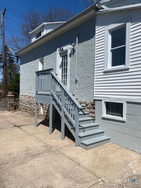 Building Photo - 92 Terrace Ave