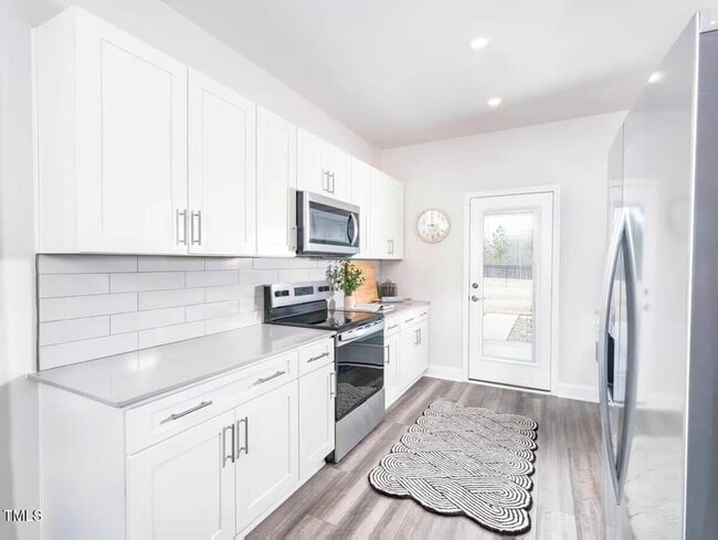 Building Photo - 1103 Alfonso Ln