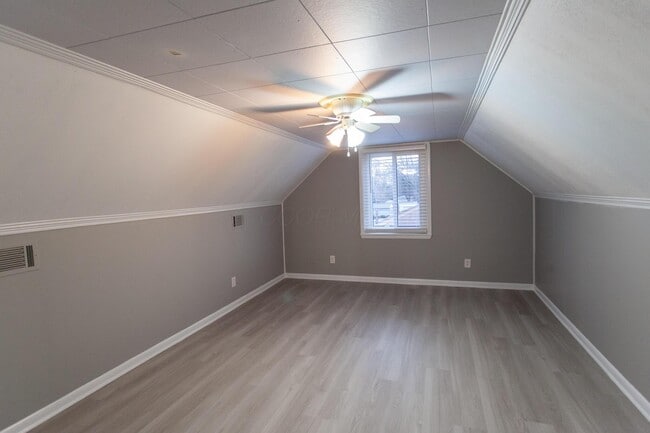 Building Photo - 2295 Shrewsbury Rd
